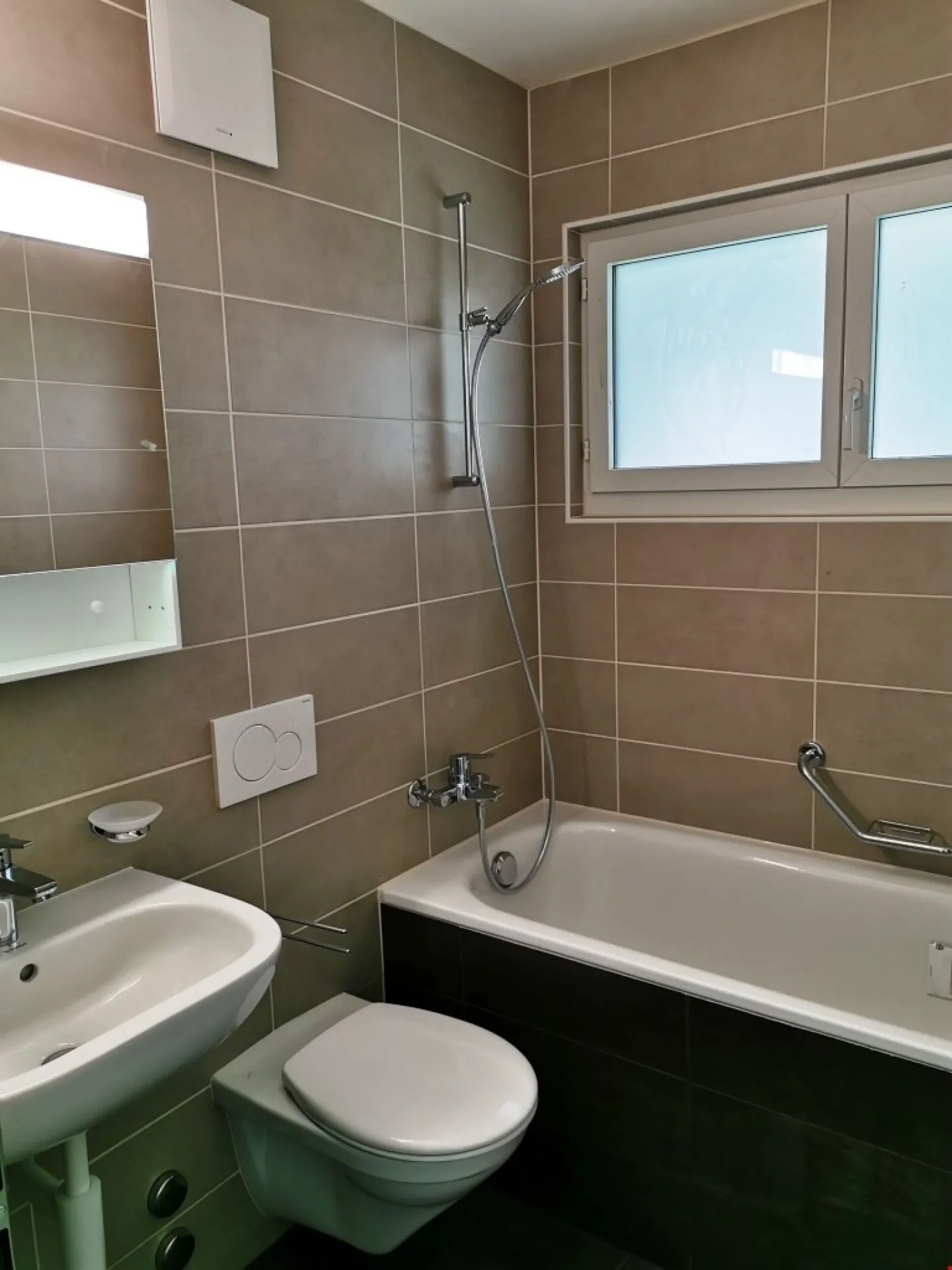 Bel Appartement dans Quartier Calme - Photo 4 sur 10