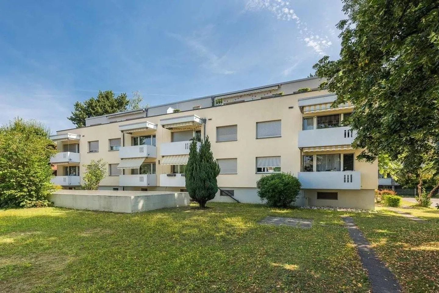 In gepflegter Überbauung in Allschwil - Foto 1 von 6