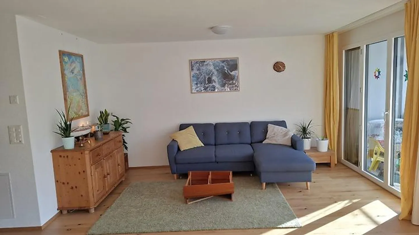 APPARTEMENT 3½ PIÈCES À WATTENWIL (BE), MEUBLÉ, TEMPORAIRE - Photo 5 sur 10