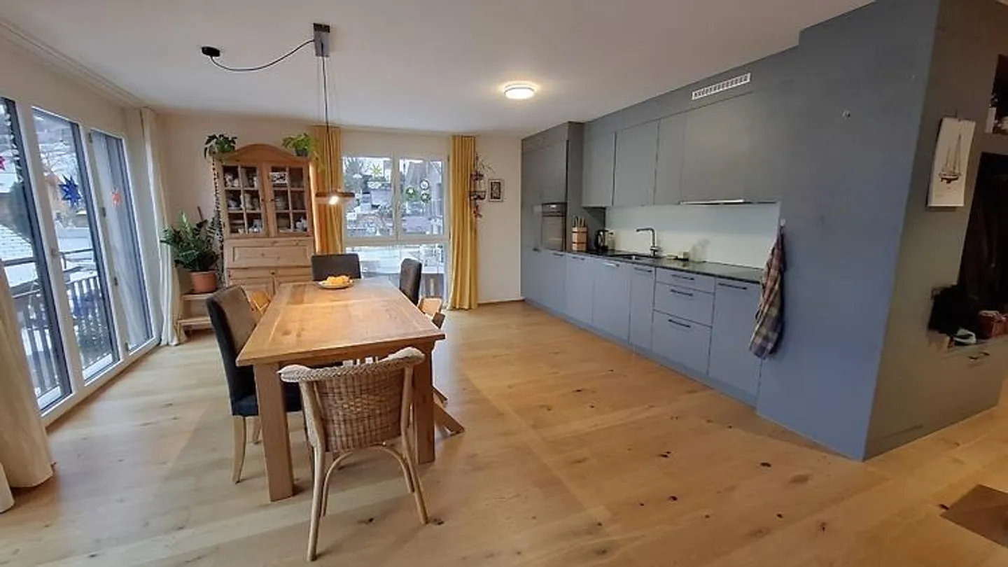 APPARTEMENT 3½ PIÈCES À WATTENWIL (BE), MEUBLÉ, TEMPORAIRE - Photo 1 sur 10