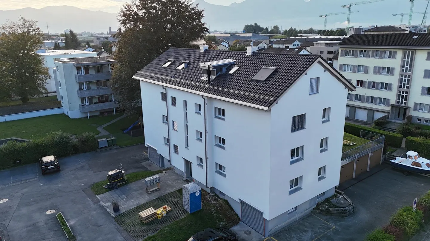 Modernized condominium with 3.5 rooms - Photo 9 of 13