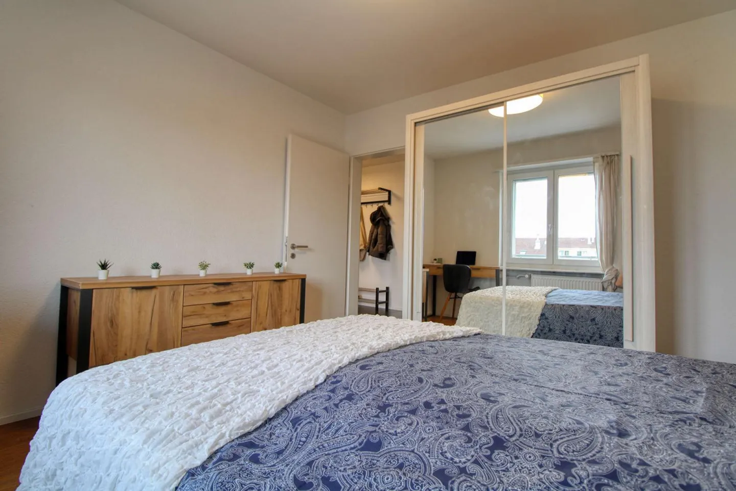 Camera arredata in appartamento modernizzato a St. Johann - Foto 5 di 19