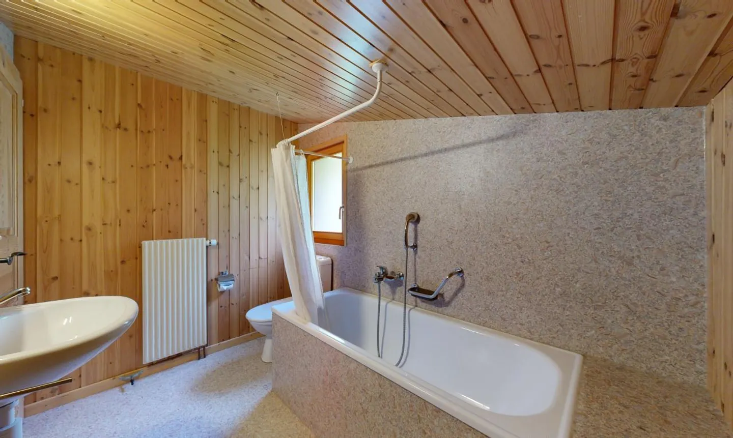 Chalet with South View - Photo 11 of 13