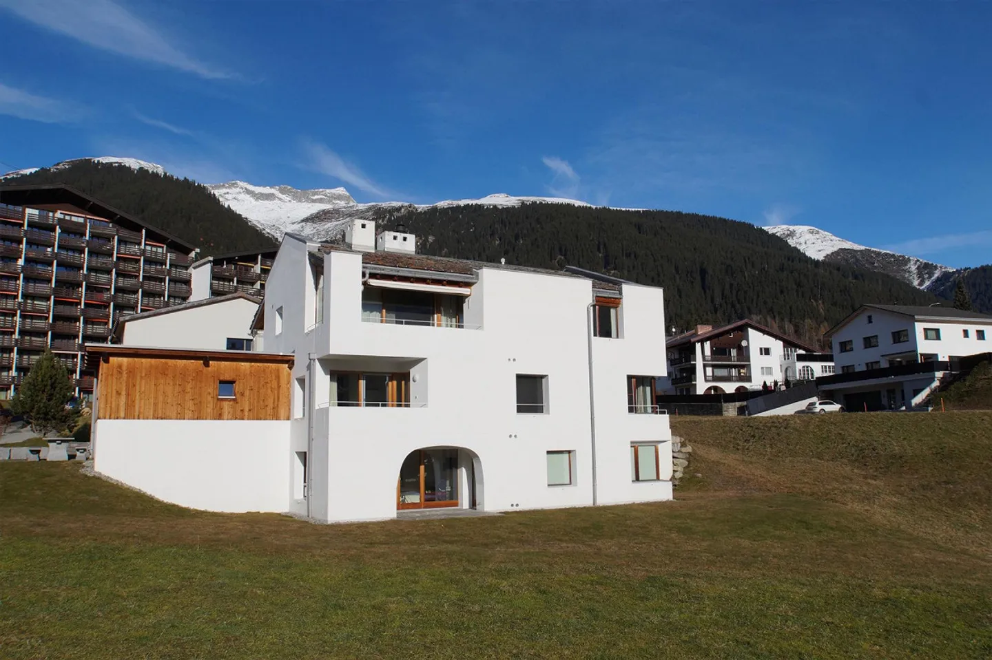 Appartement moderne 3.5 pièces dans le meilleur emplacement - Photo 3 sur 23