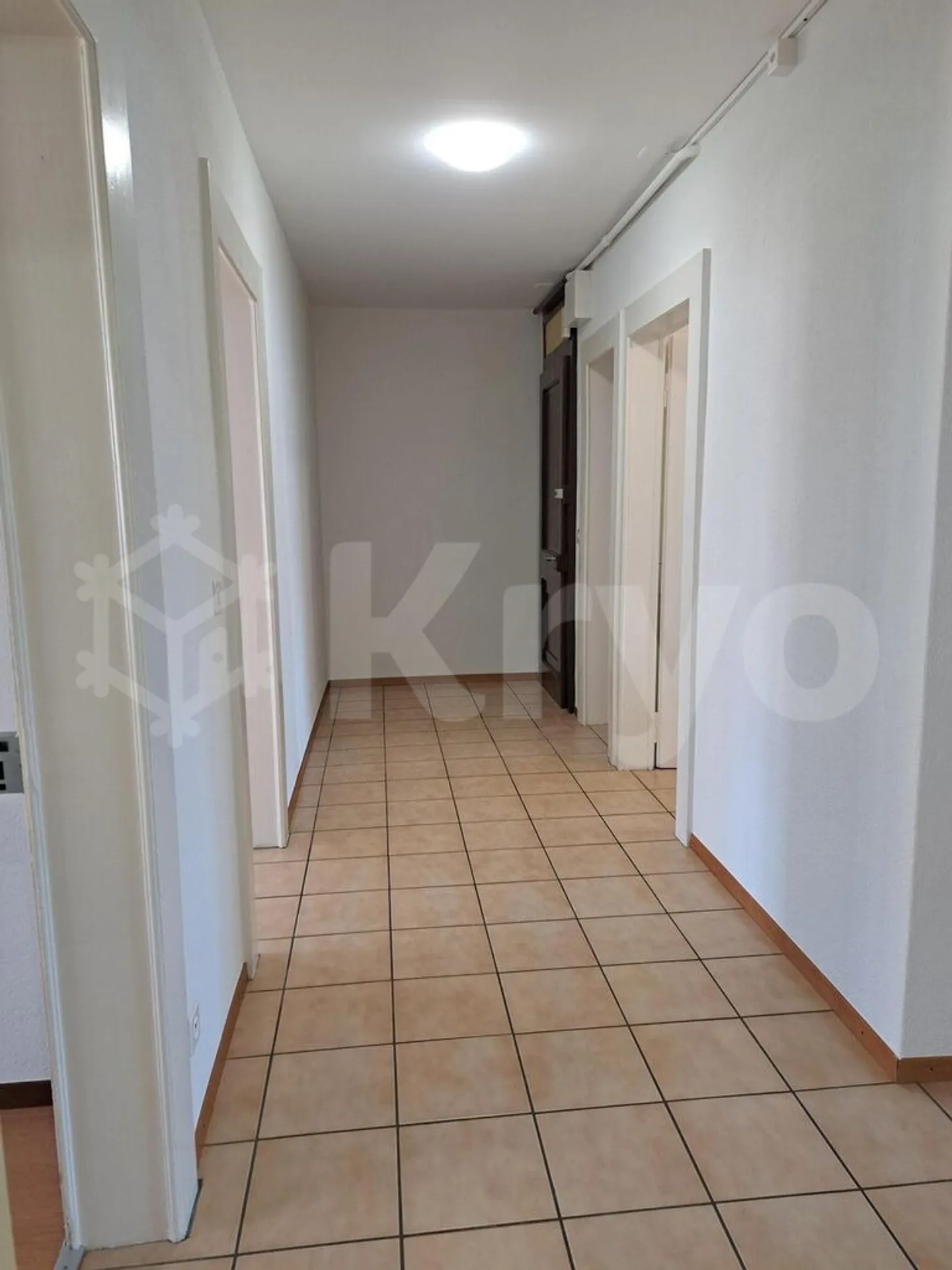 Rue du Commerce 89 - App. 3 p EINE NETTE KAUTION WIRD ANGEBOTEN - Photo 7 of 8