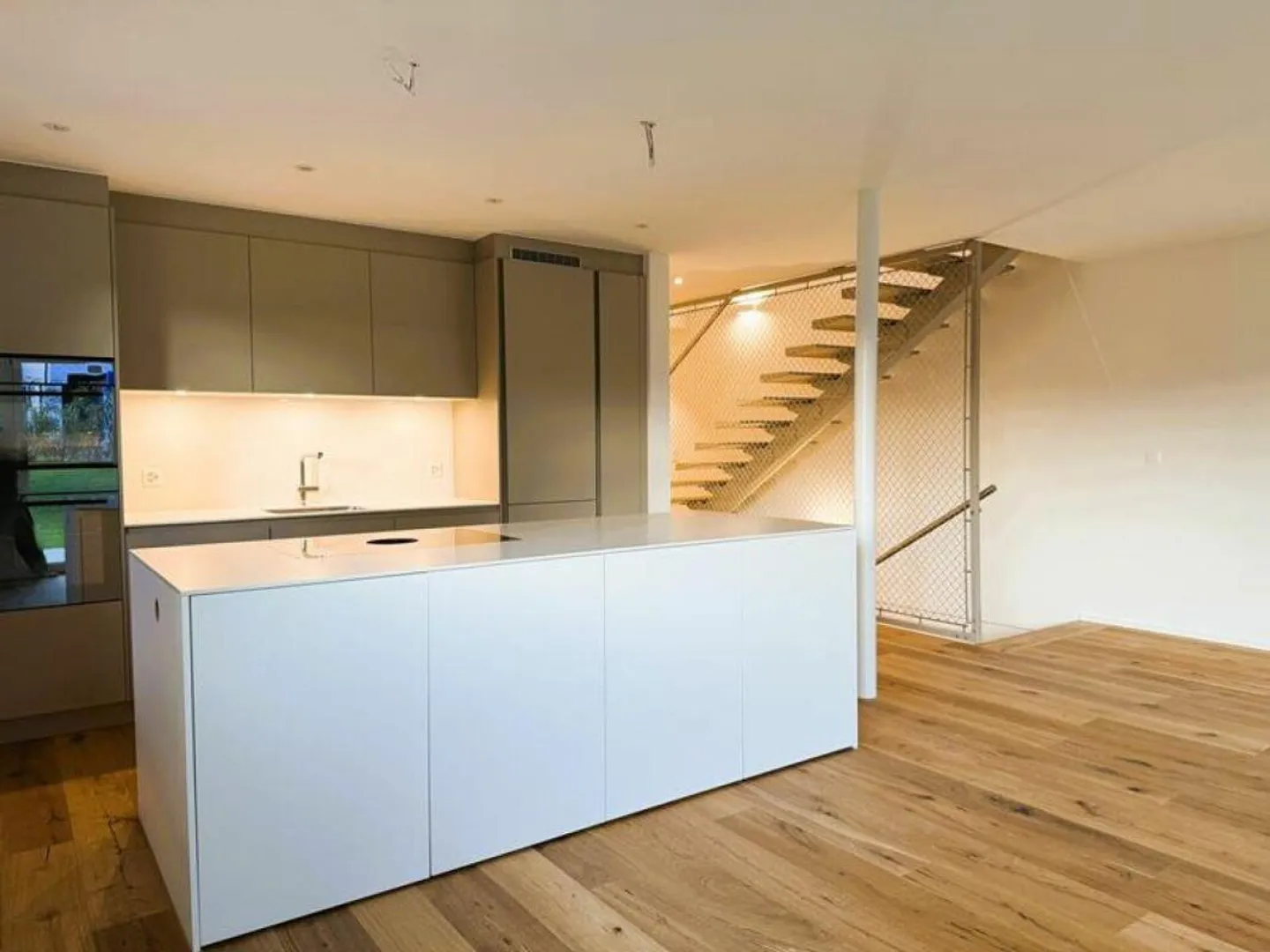 Hochwertige und moderne 5.5-DEFH mit sehr viel Platz in Niederglatt SG - Foto 6 di 13