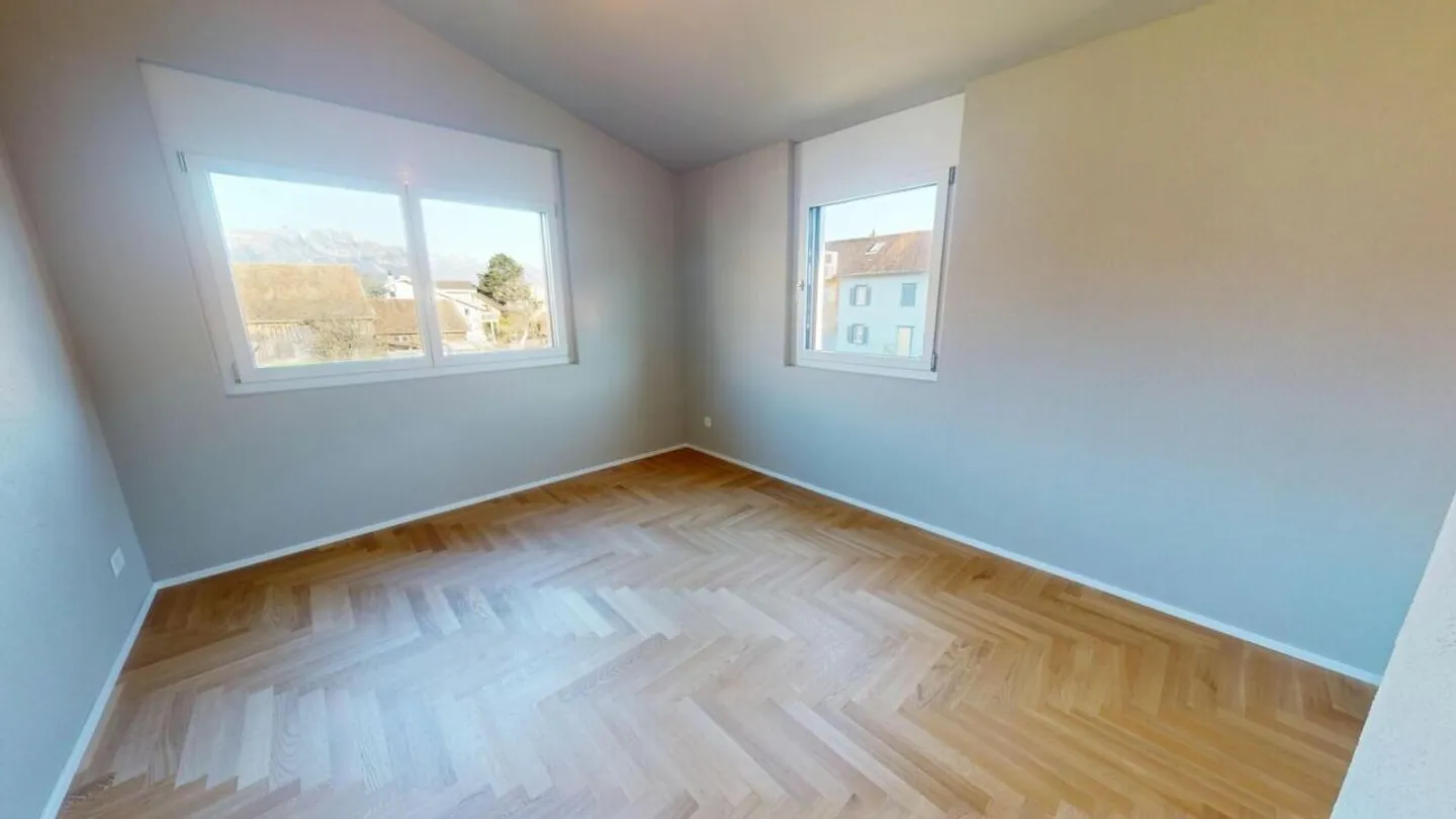 Nuova casa bifamiliare di 4½ stanze con stanze aggiuntive - Foto 17 di 20