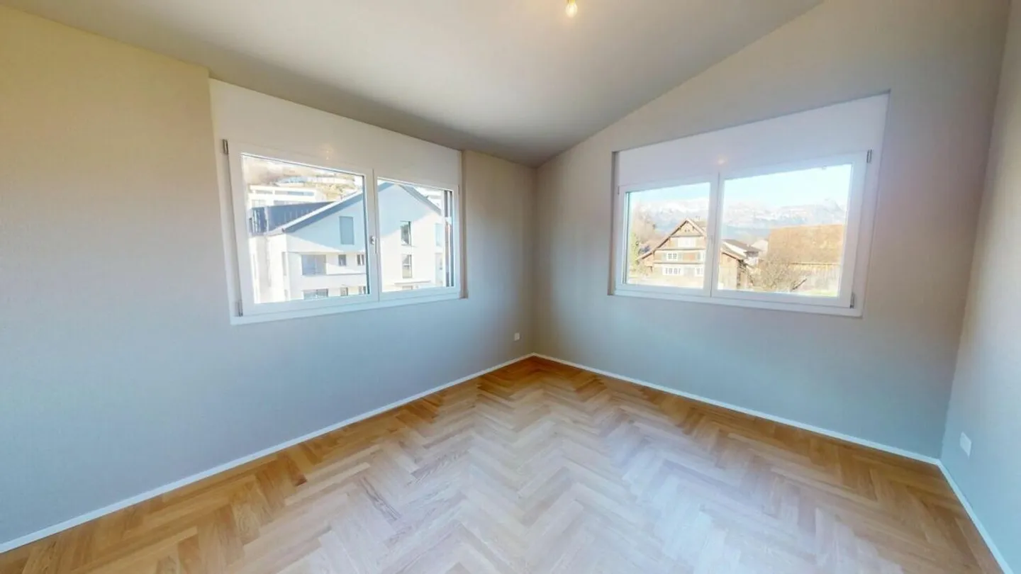 Nuova casa bifamiliare di 4½ stanze con stanze aggiuntive - Foto 18 di 20