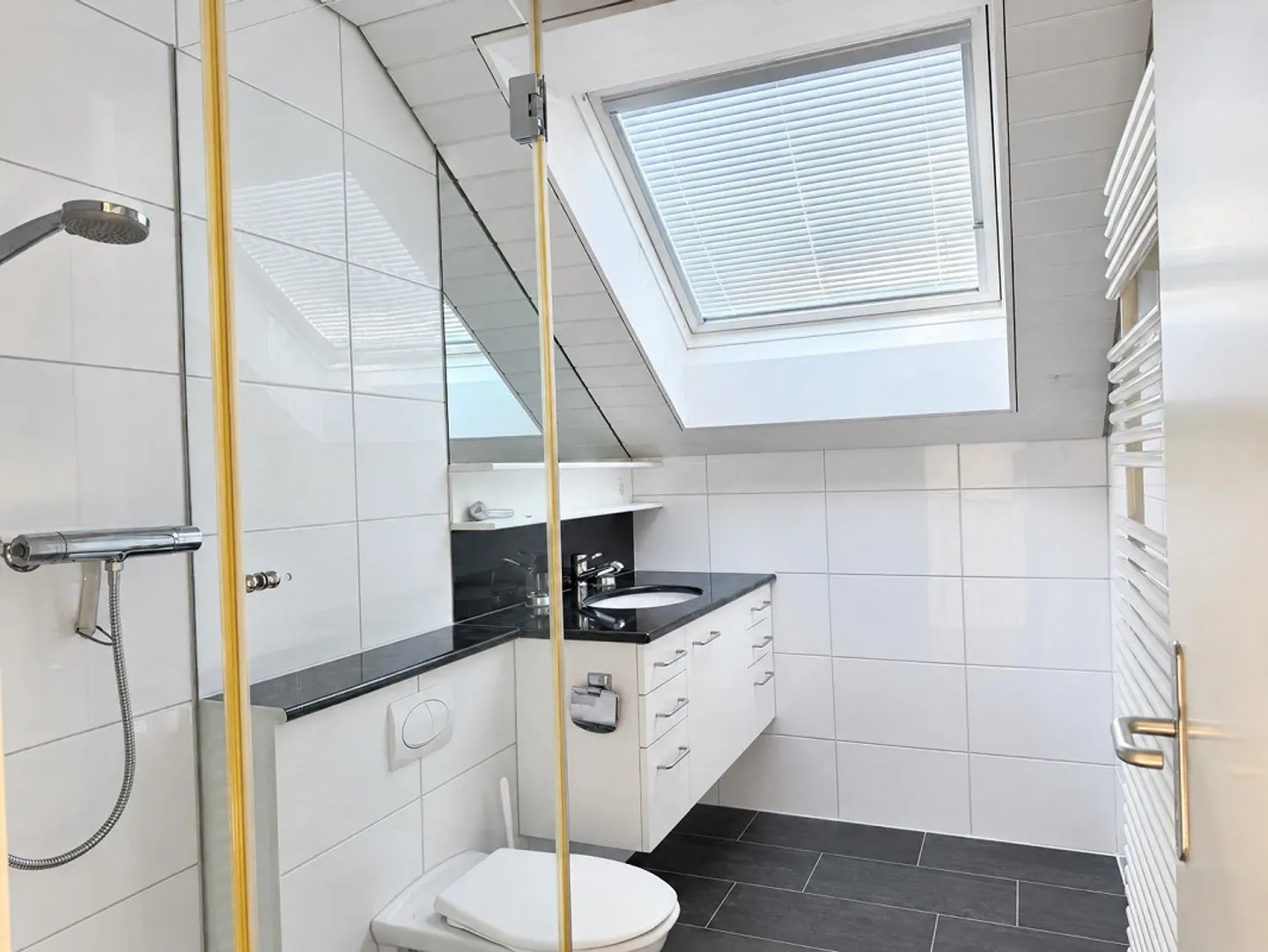 Appartement en duplex spacieux de 4,5 pièces à Rosenberg - Photo 10 sur 11