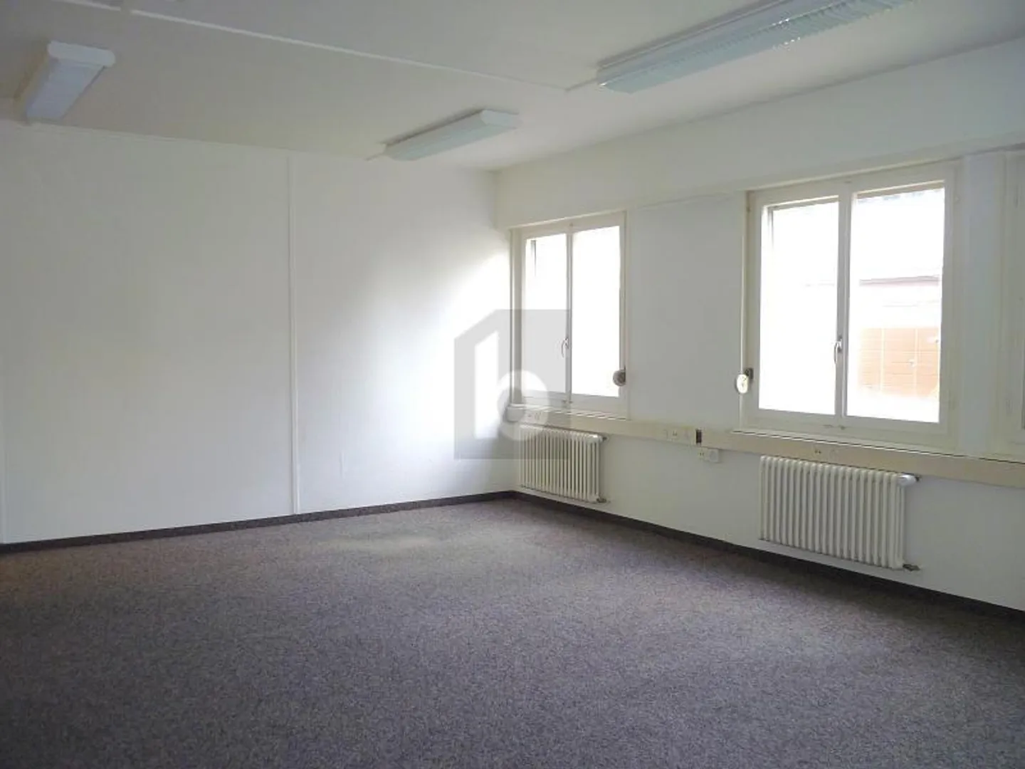 NUMEROUS OFFICES, WELL LOCATED! - Photo 5 of 6