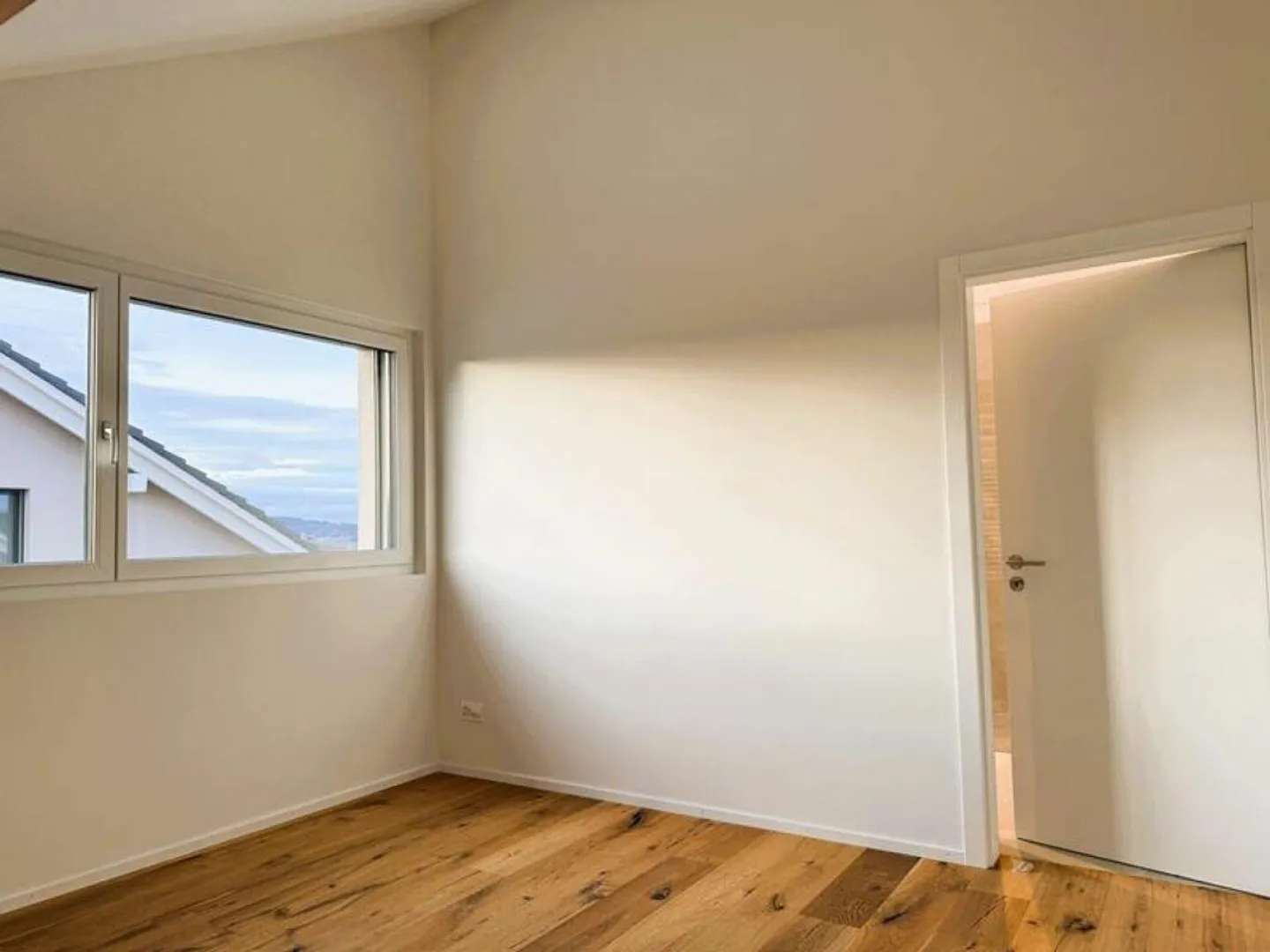 Hochwertige und moderne 5.5-DEFH mit sehr viel Platz in Niederglatt SG - Foto 11 di 13