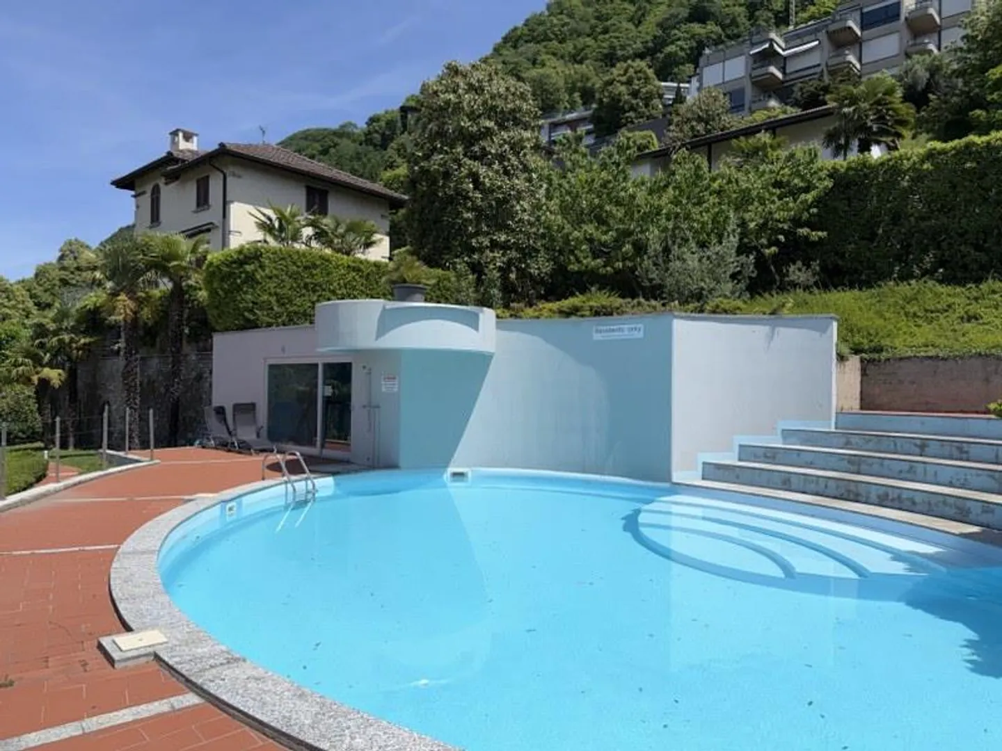 VILLA DE CHARME AVEC VUE SUR LE LAC - MONTE BRÈ - Photo 8 sur 13