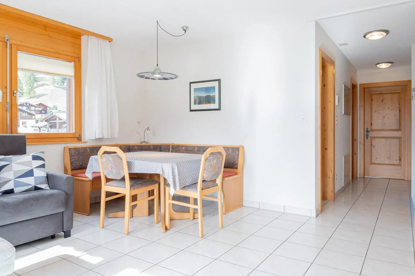 Charmante appartement 2.5 pièces avec vue imprenable à Ulrichen - Photo 5 sur 14