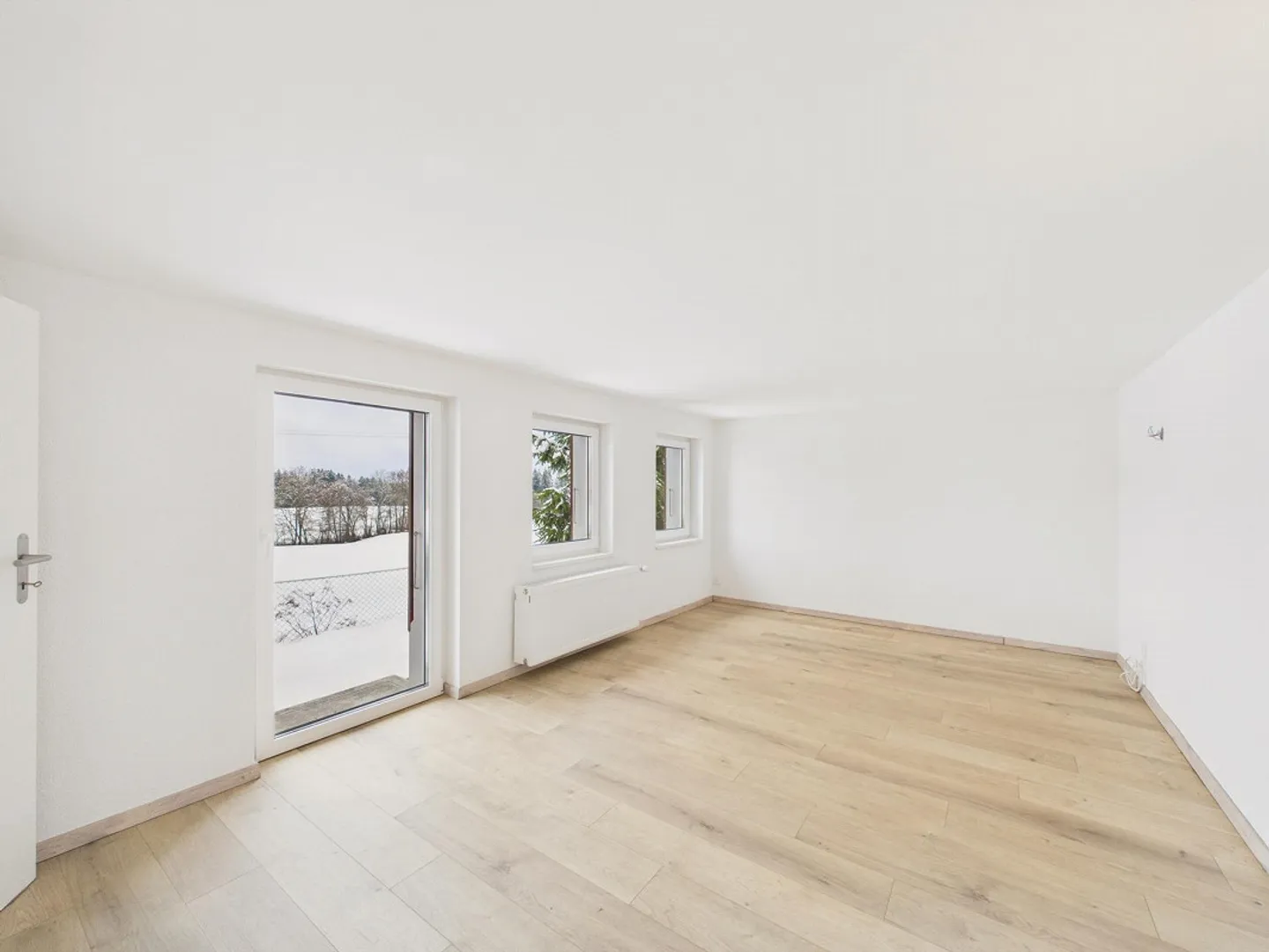 Ensemble immobilier unique à Vuisternens-devant-Romont – espaces spacieux et grand potentiel - Photo 8 sur 17