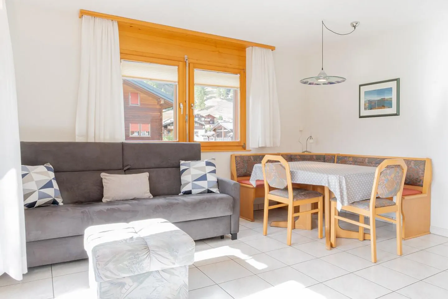 Charmante appartement 2.5 pièces avec vue imprenable à Ulrichen - Photo 6 sur 14