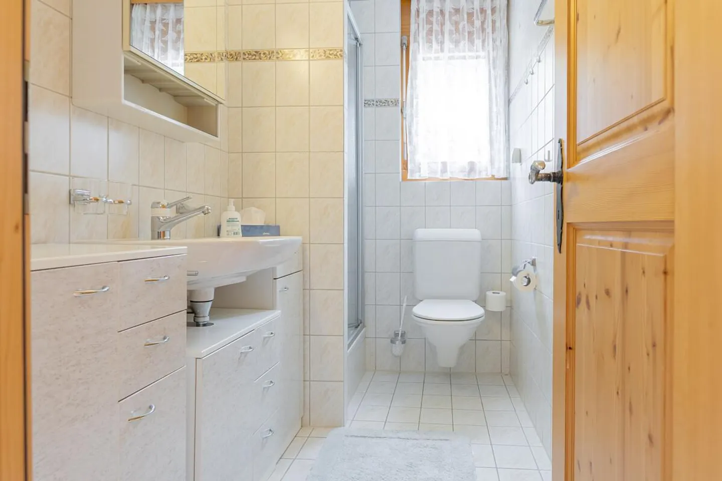 Charmante appartement 2.5 pièces avec vue imprenable à Ulrichen - Photo 11 sur 14