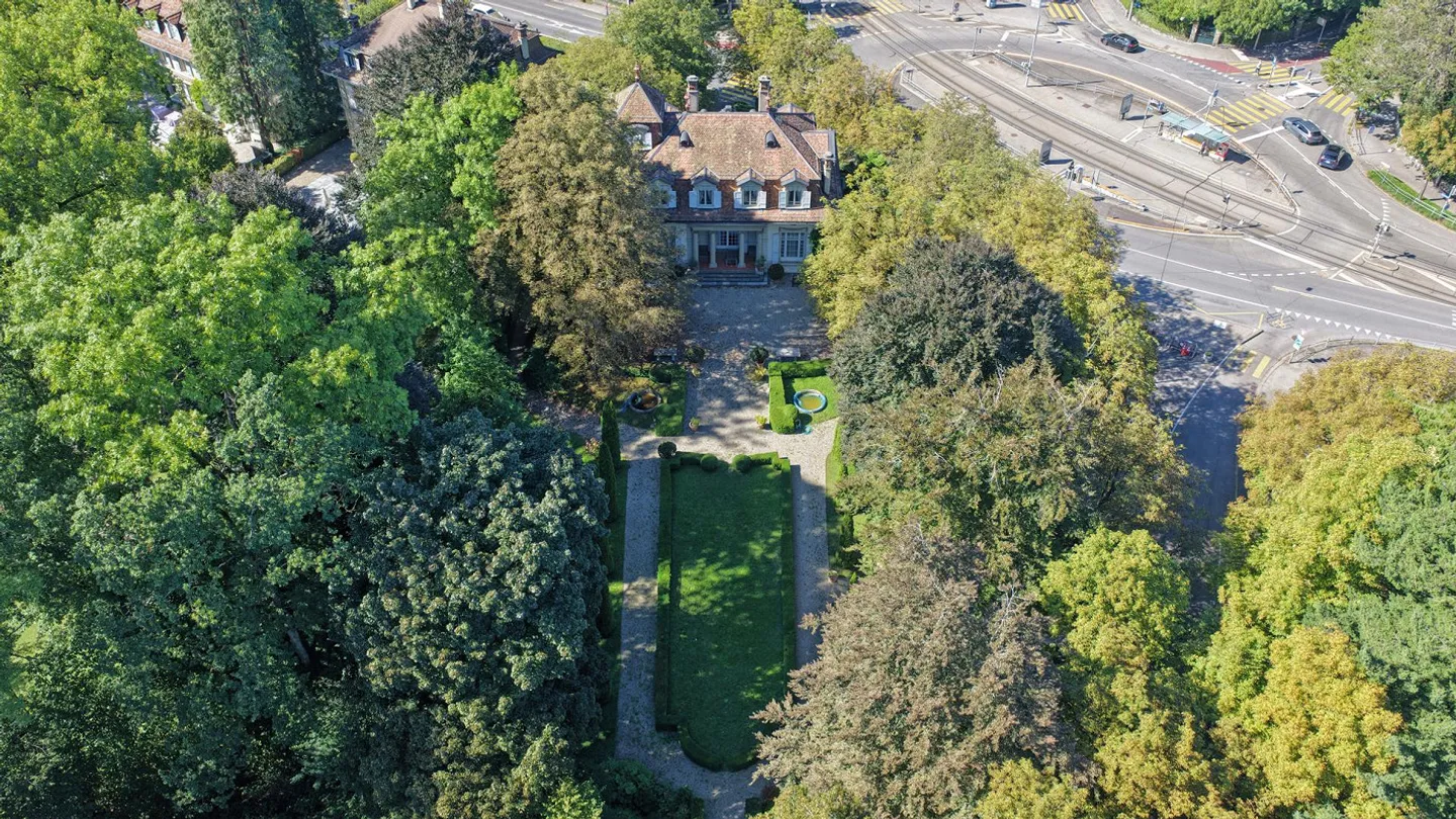 Charmante Stadtvilla mit Park - Foto 4 von 27