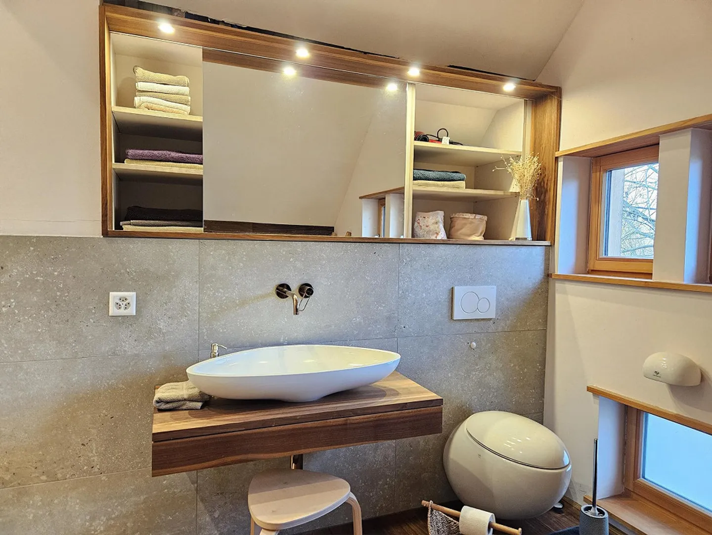 Meno CHF 400'000 per ristrutturazioni – La tua casa da favola con un futuro - Foto 10 di 15