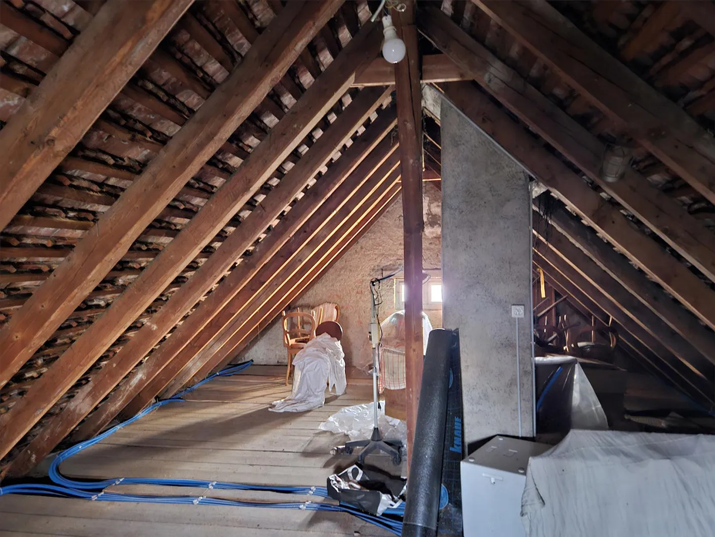 Meno CHF 400'000 per ristrutturazioni – La tua casa da favola con un futuro - Foto 13 di 15