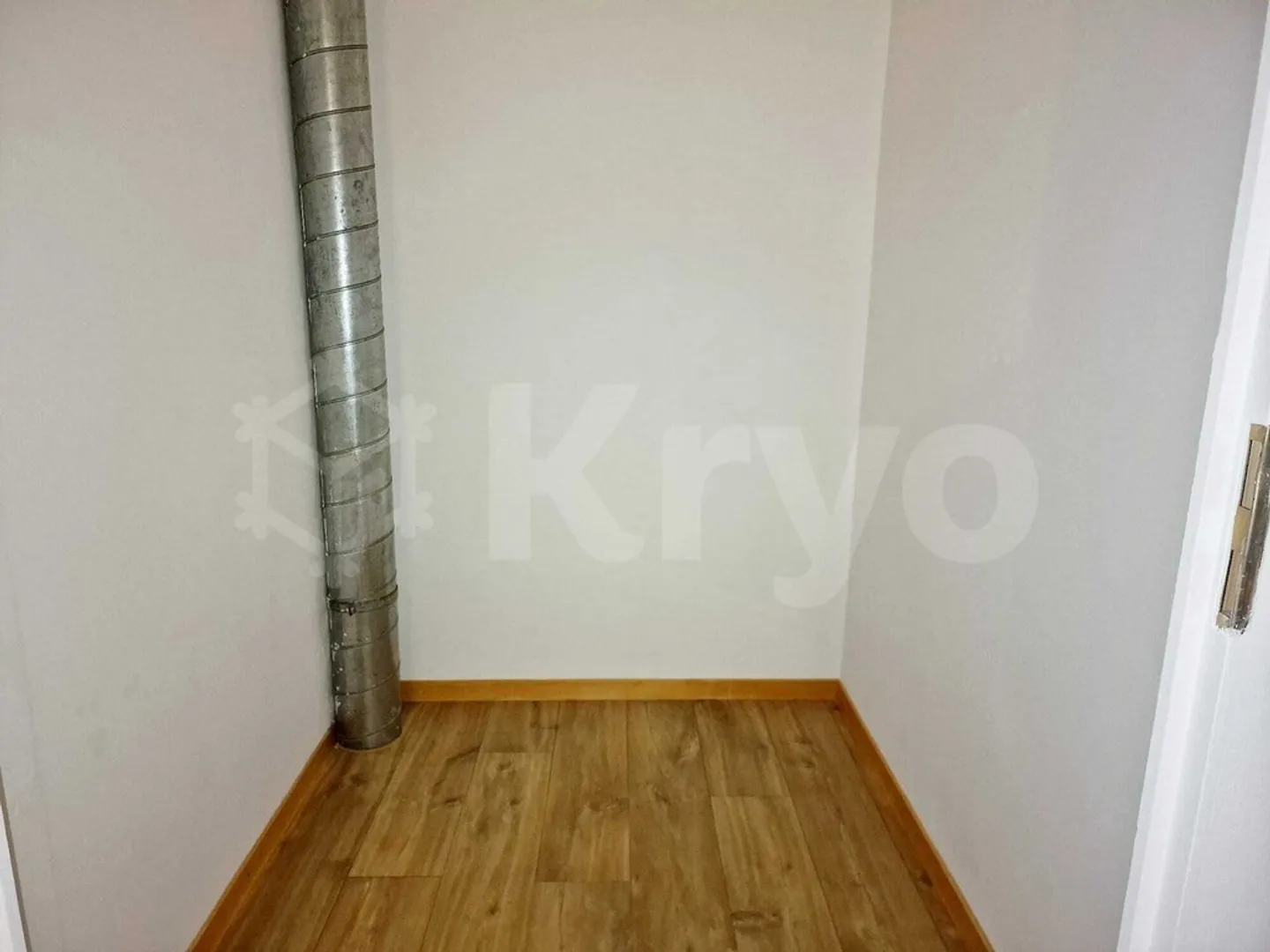 Industrie 34 3 Chambres sous le Toit UNE BELLE CAUTION PROPOSÉE - Photo 8 sur 10