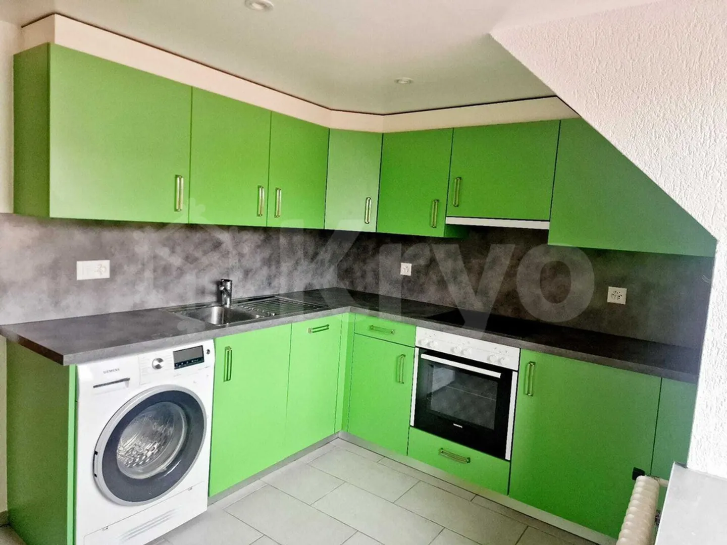 Industrie 34 3 Chambres sous le Toit UNE BELLE CAUTION PROPOSÉE - Photo 3 sur 10