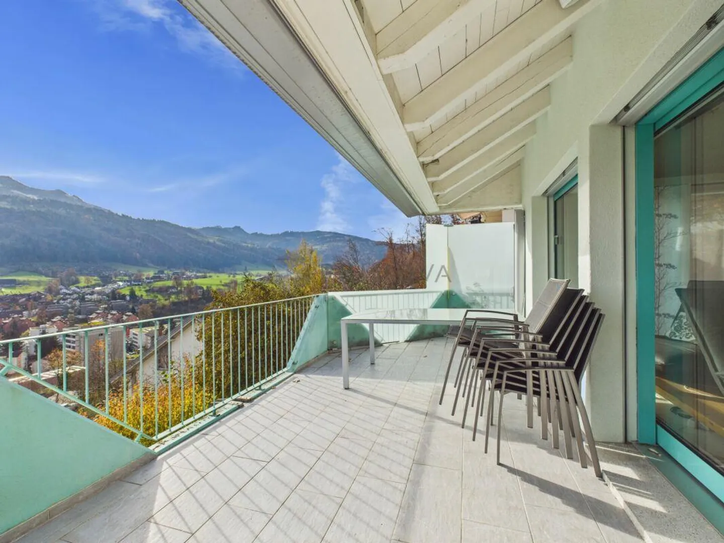 Residential Jewel Sonnenberg - Light-flooded semi-detached house with mountain view in Kriens - Photo 3 of 14
