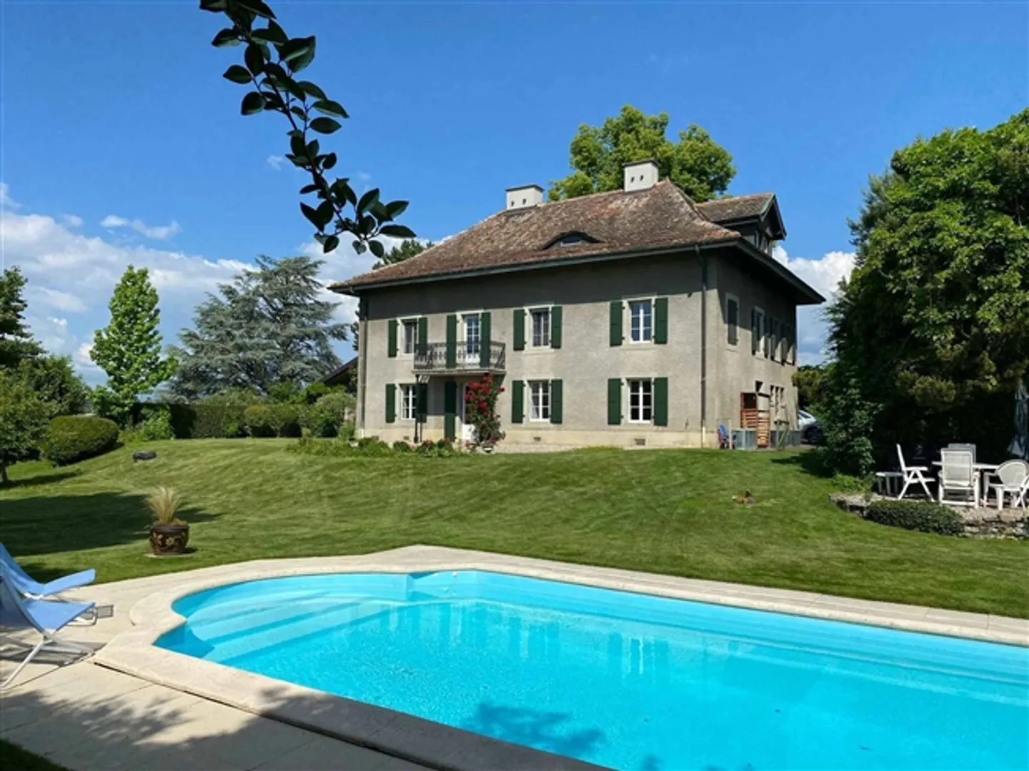 Bella casa caratteristica vicino alla città - Foto 1 di 13