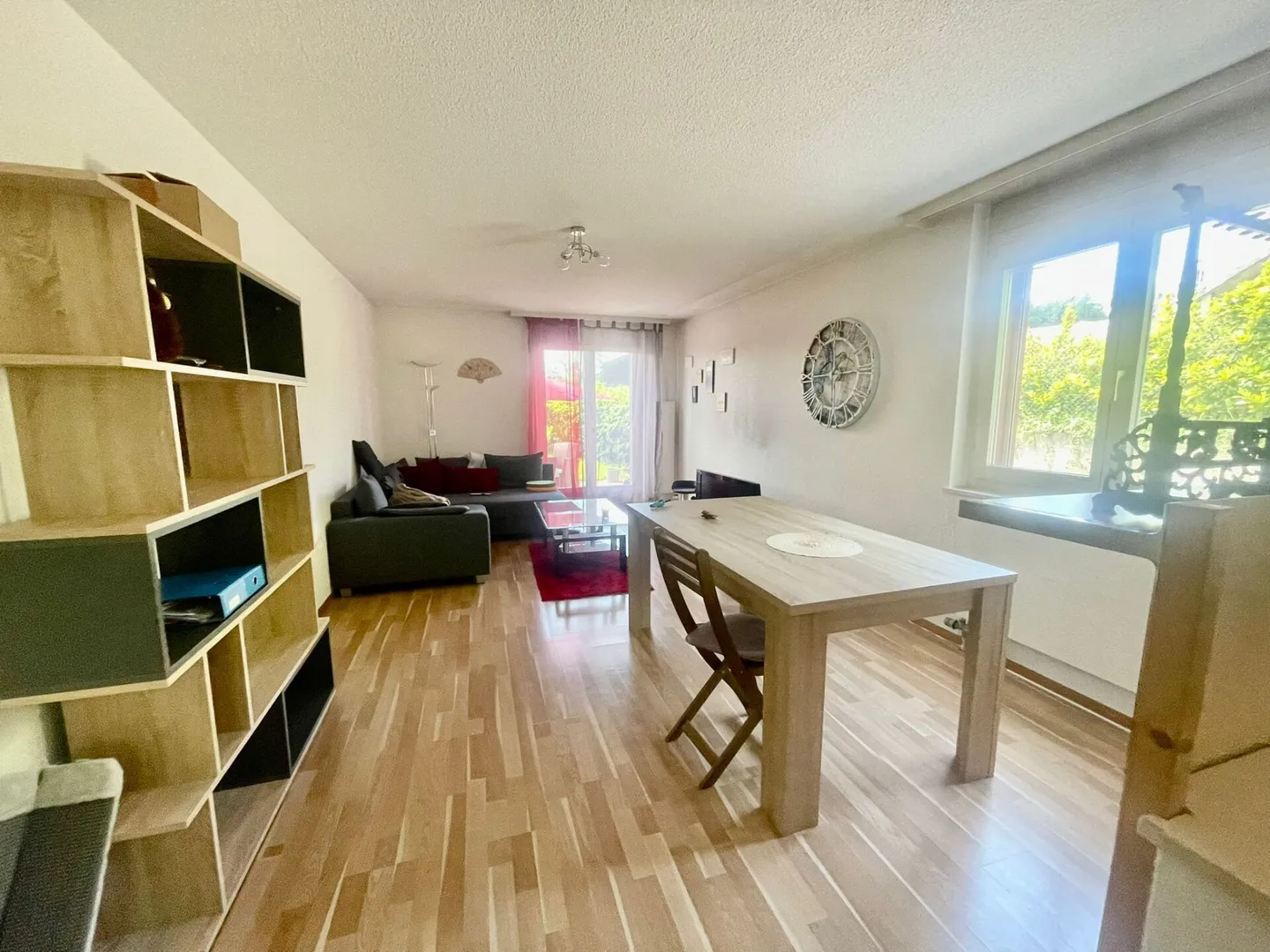 Incantevole appartamento di 2,5 stanze completamente ristrutturato - Foto 1 di 3