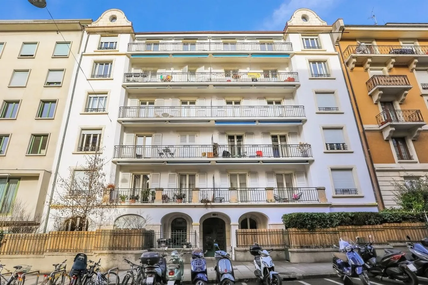 Modern and bright 3.5-room apartment in a quiet setting - Photo 1 of 7