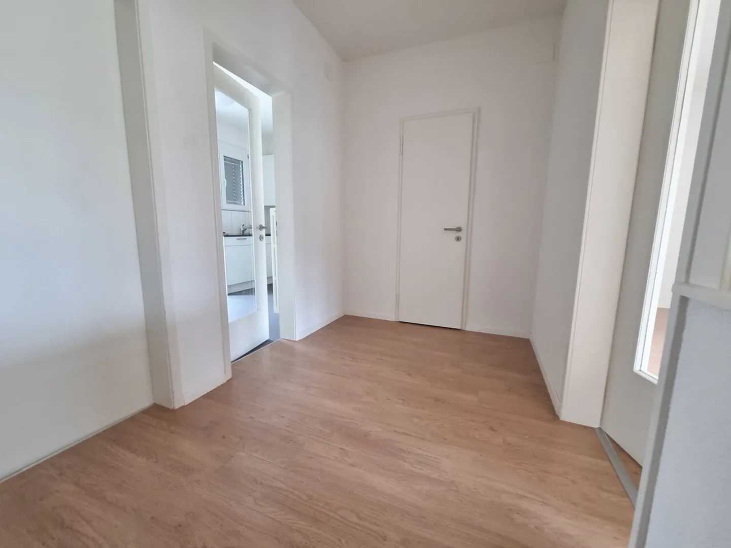 Appartamento ristrutturato con balcone - Foto 4 di 6