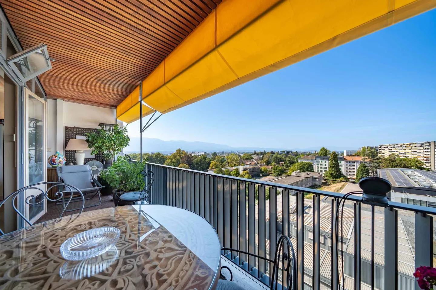 Appartamento di Lusso con Vista Lago - Foto 5 di 9