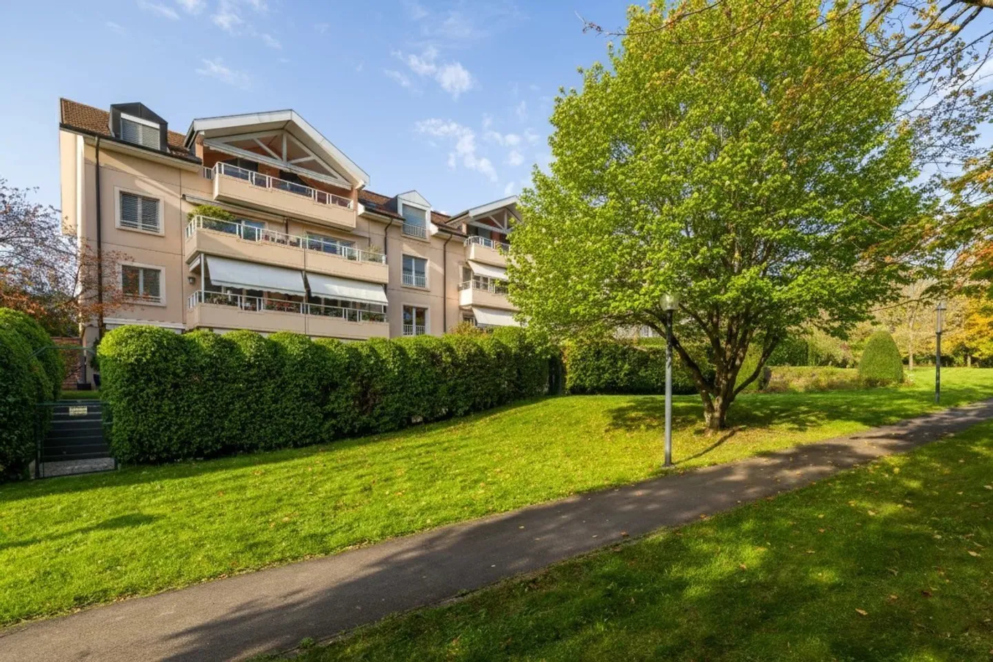 Eleganz und Gelassenheit in Cologny - Außergewöhnliche Wohnung mit Terrassen - Foto 9 von 10