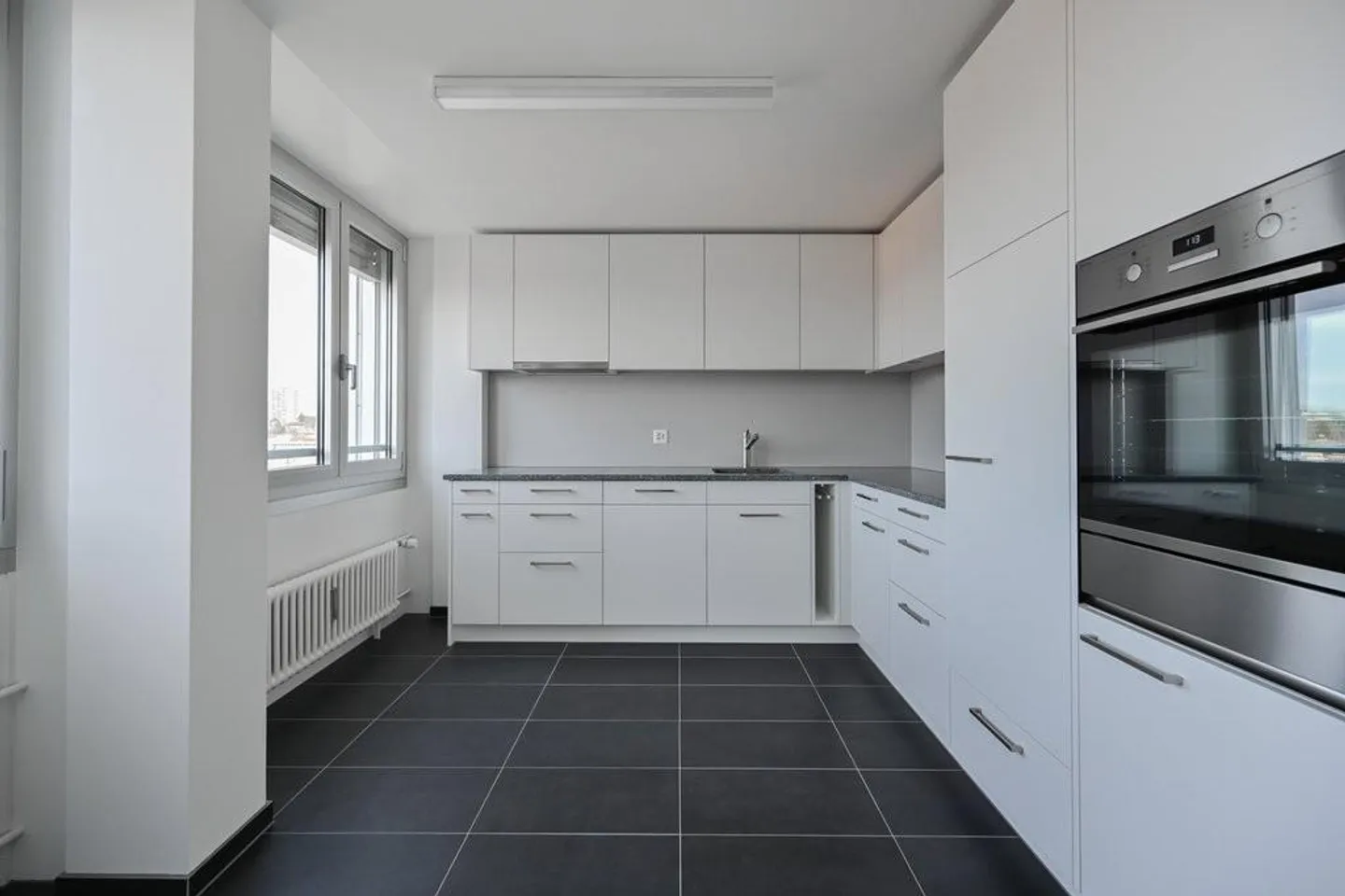 Living at Eigerplatz - Photo 5 of 8