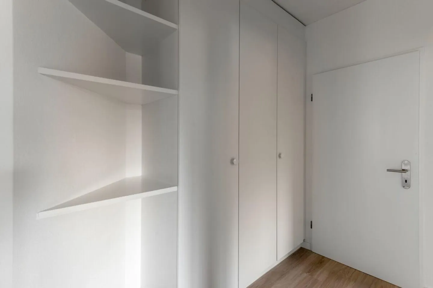 2100, Via Pizzo di Claro 21, Wohnung 424 - Foto 9 von 13