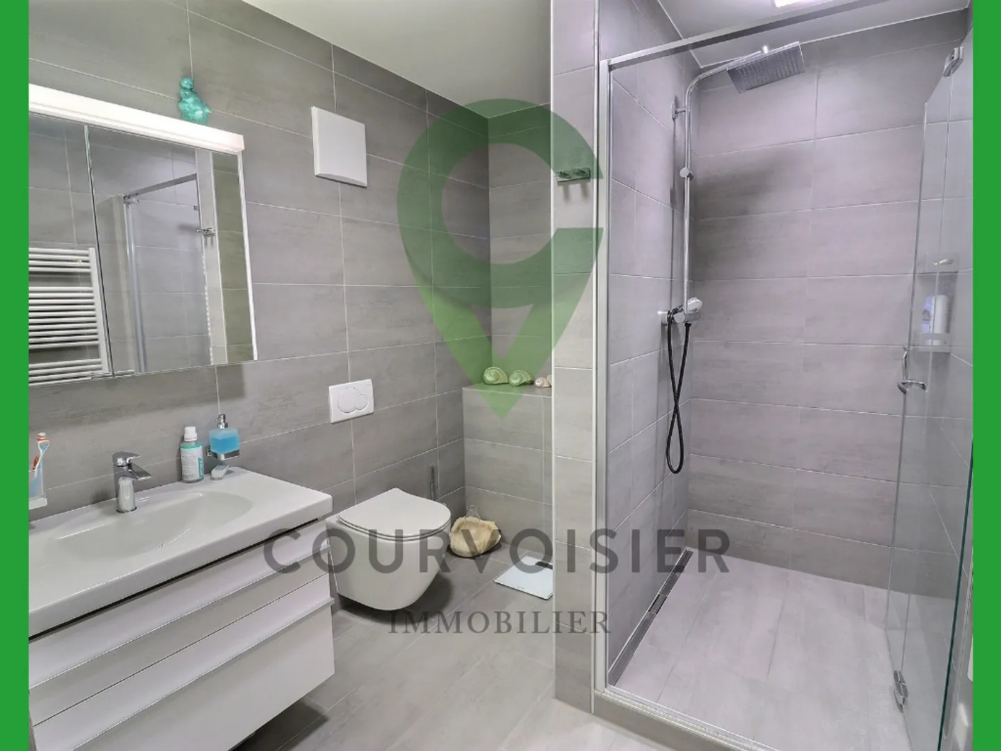 Appartement Élégant avec Vue Époustouflante - Photo 11 sur 16