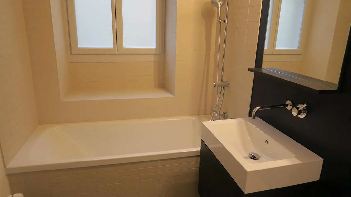 Old Town Apartment with Historical Charm - Photo 10 of 13