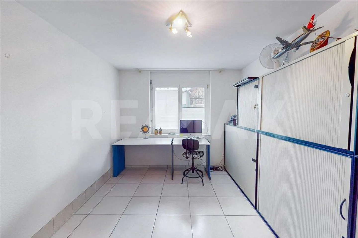 5½ Room Apartment, Elevator, Underground Parking Space Included, Lake View, Glazed... - Photo 11 of 13