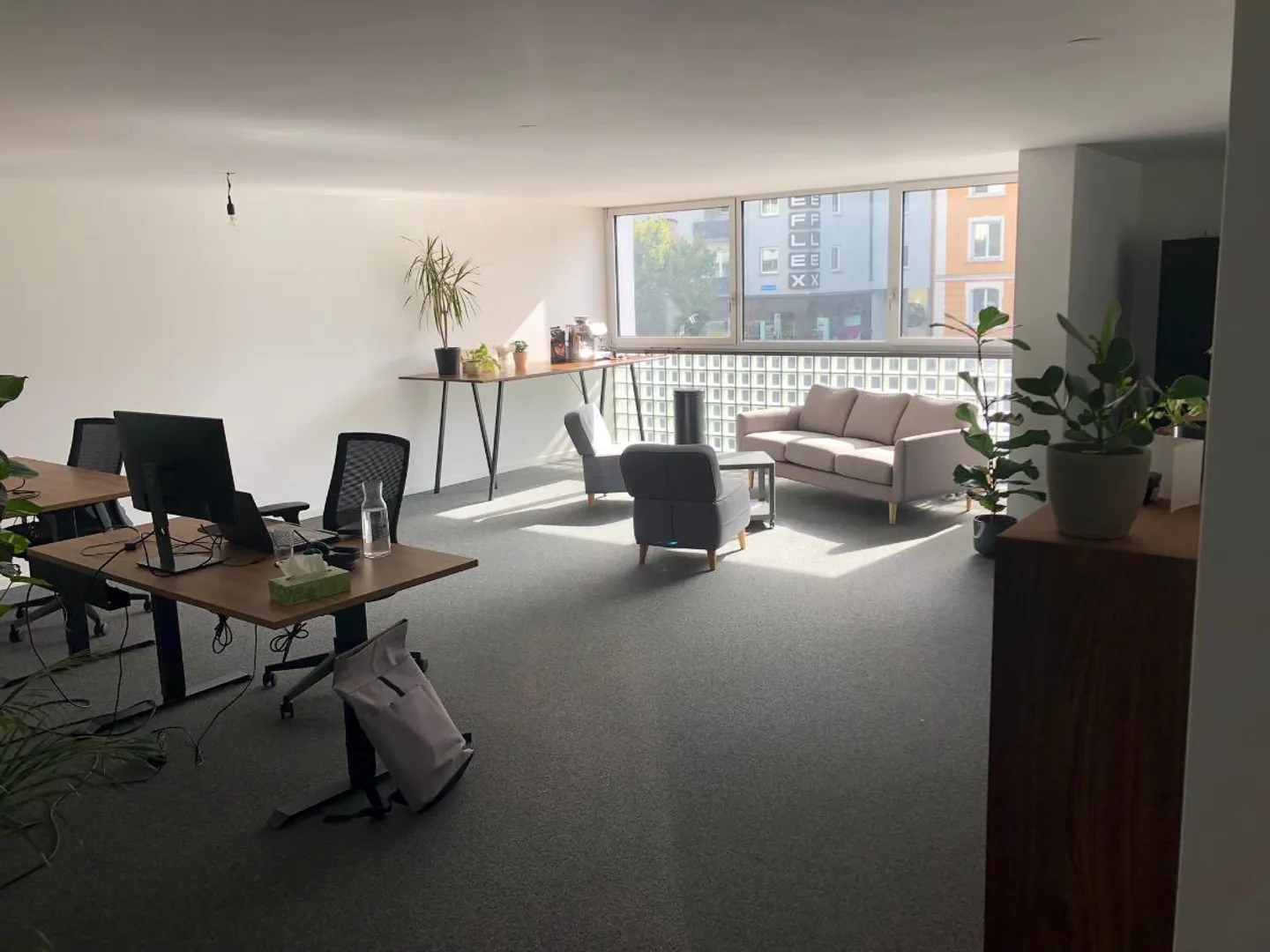 Cozy Office Space in Lucerne - Photo 1 of 1