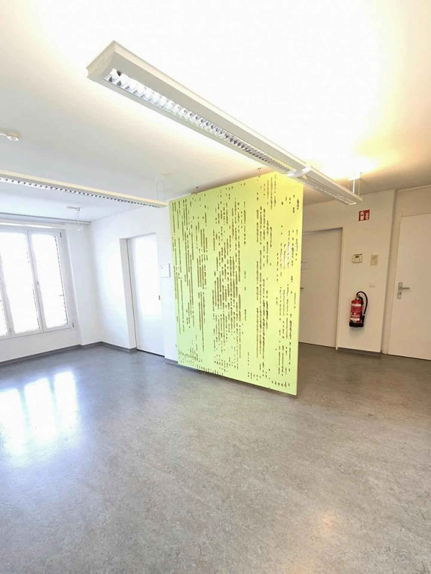 Zentral gelegene Büroräumlichkeiten - Foto 1 von 6