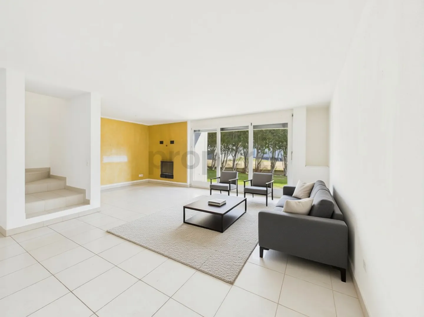 Nous vendons une belle maison spacieuse à Brione sopra Minusio avec piscine et jardin. (Pas de vue sur le lac) - Photo 1 sur 12