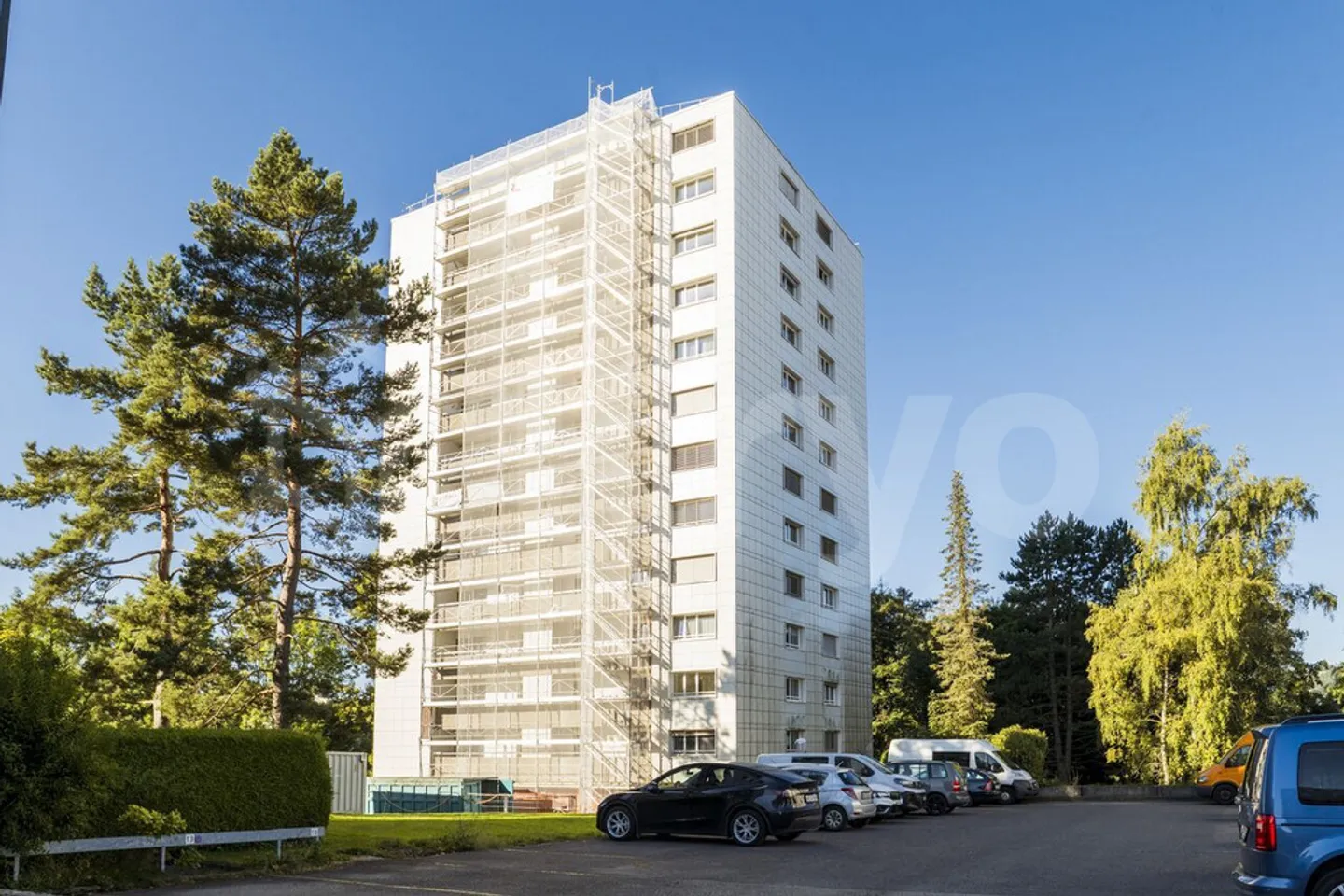 RENOVATED APARTMENT WITH BALCONY AND ELEVATOR - Photo 1 of 12
