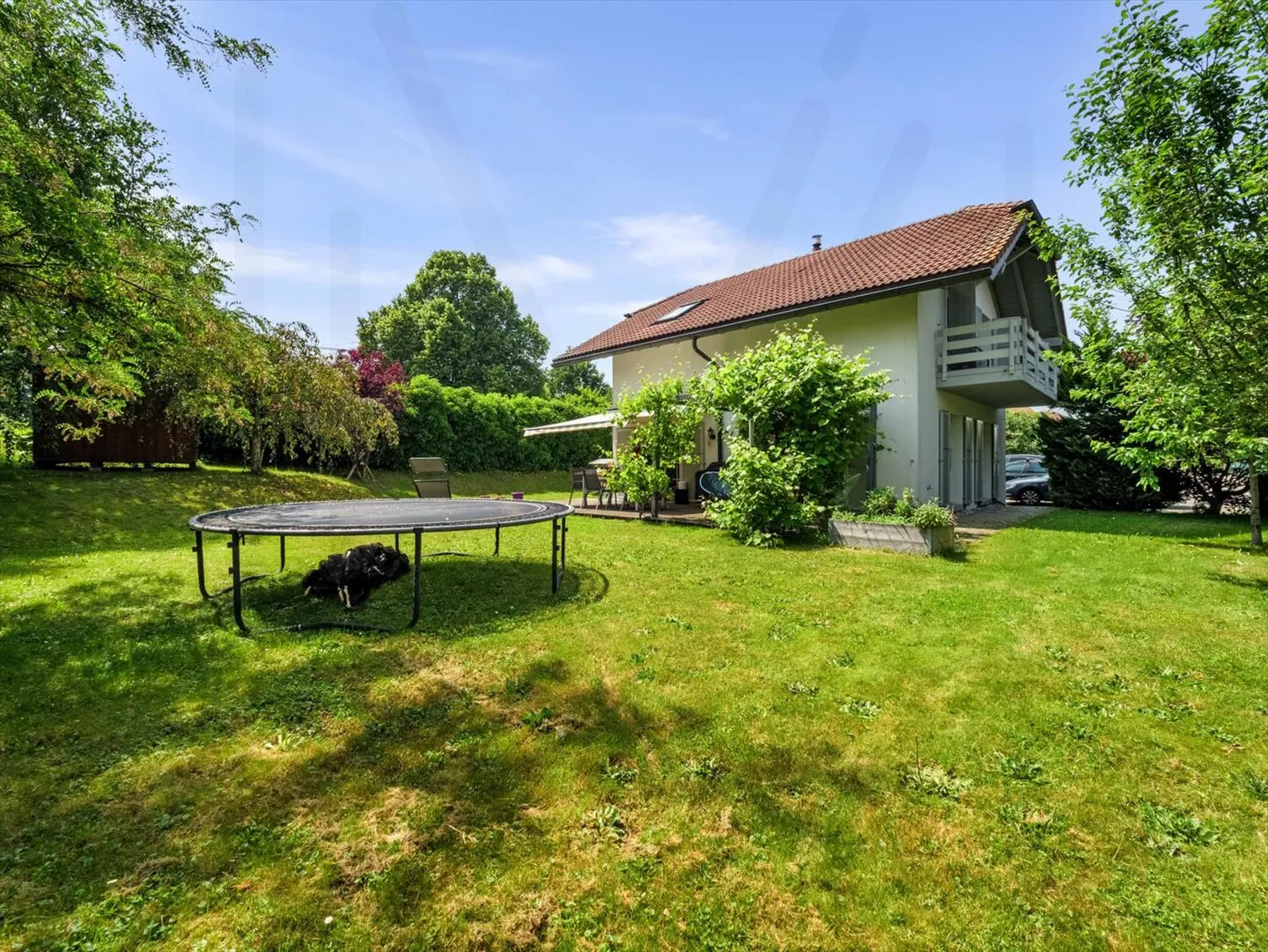 Wunderschöne 4,5-Zimmer-Einfamilienvilla in privilegierter Wohnlage - Foto 1 von 12