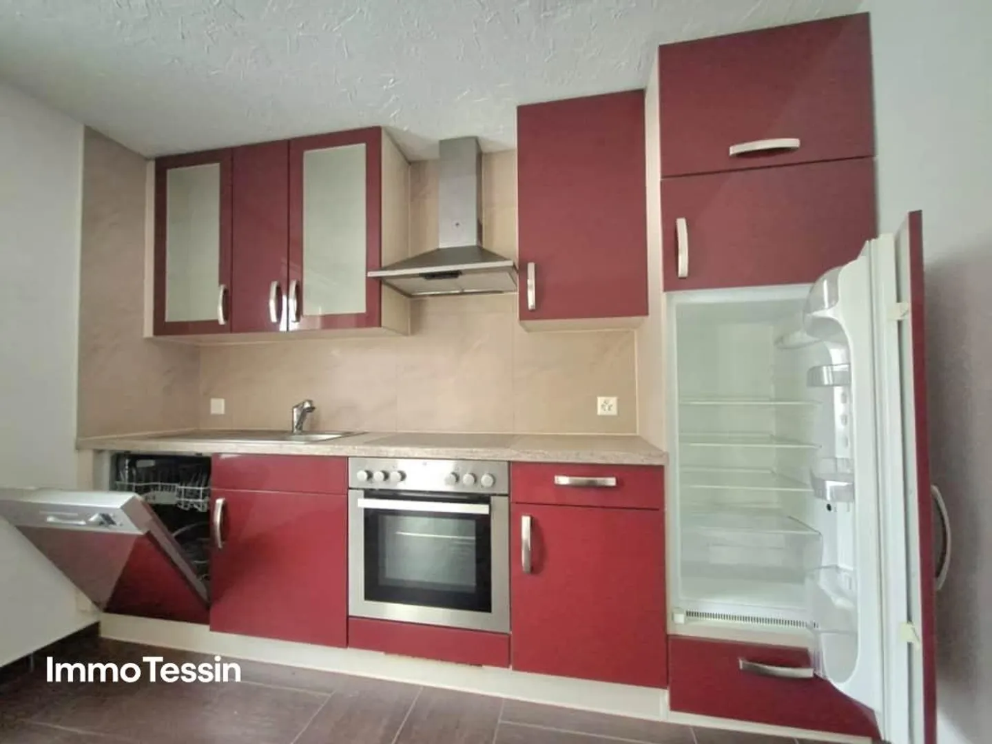 Grosszügiges & komplett renoviertes Haus mit 7 Schlafzimmern an ruh... - Foto 11 von 13