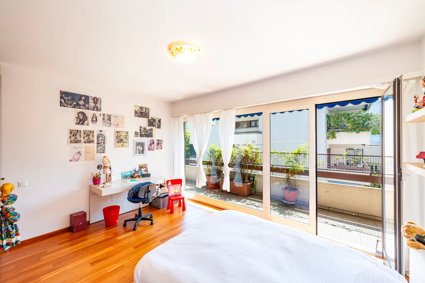 Appartement spacieux et lumineux dans un quartier stratégique - Photo 8 sur 14