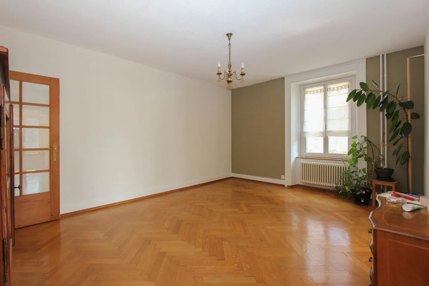 Grand appartement de rendement dans maison de maître avec jardin - Photo 4 sur 12
