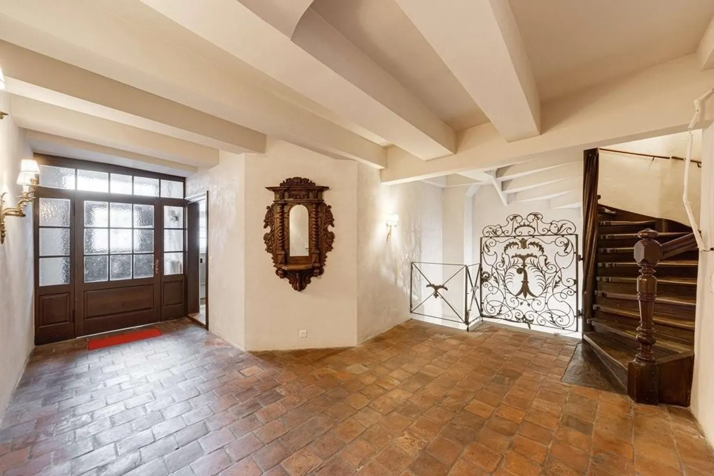 Appartamento di lusso nel centro storico con terrazza giardino in posizione esclusiva - Foto 10 di 12