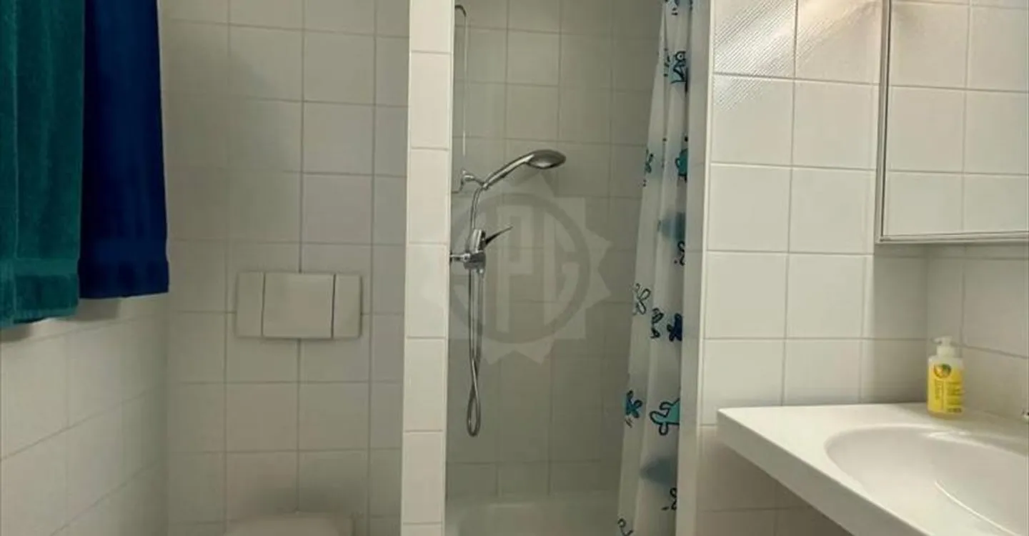 Office space for rent - Photo 9 of 12