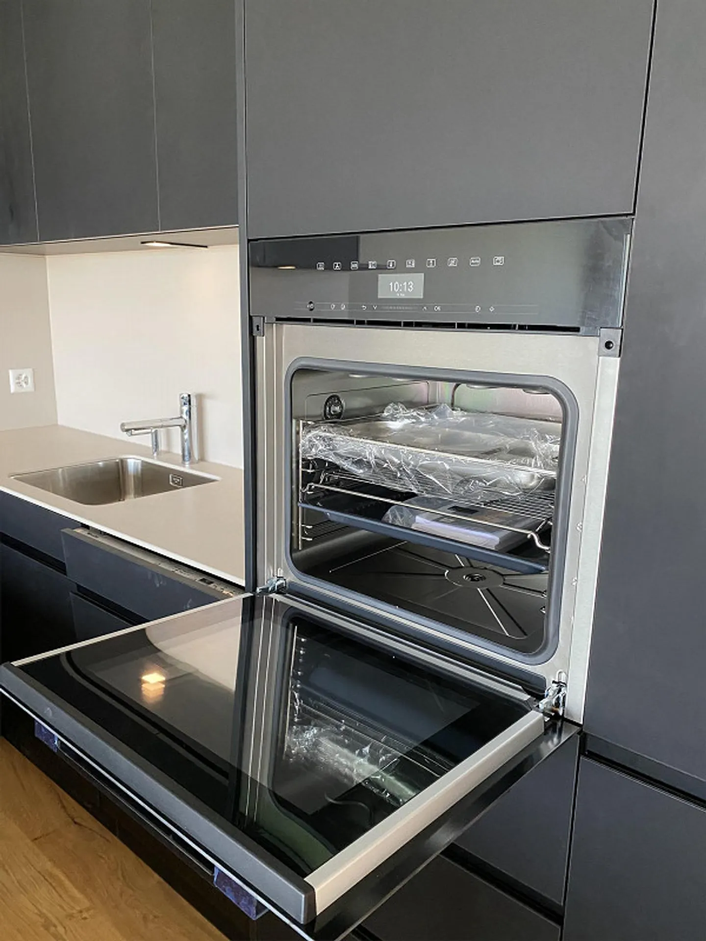 Quiet and modern 4.5-room apartment with panoramic view & south balcony - Photo 10 of 19