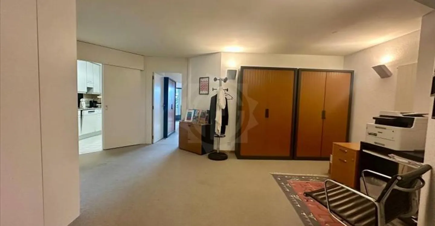 Office space for rent - Photo 11 of 12