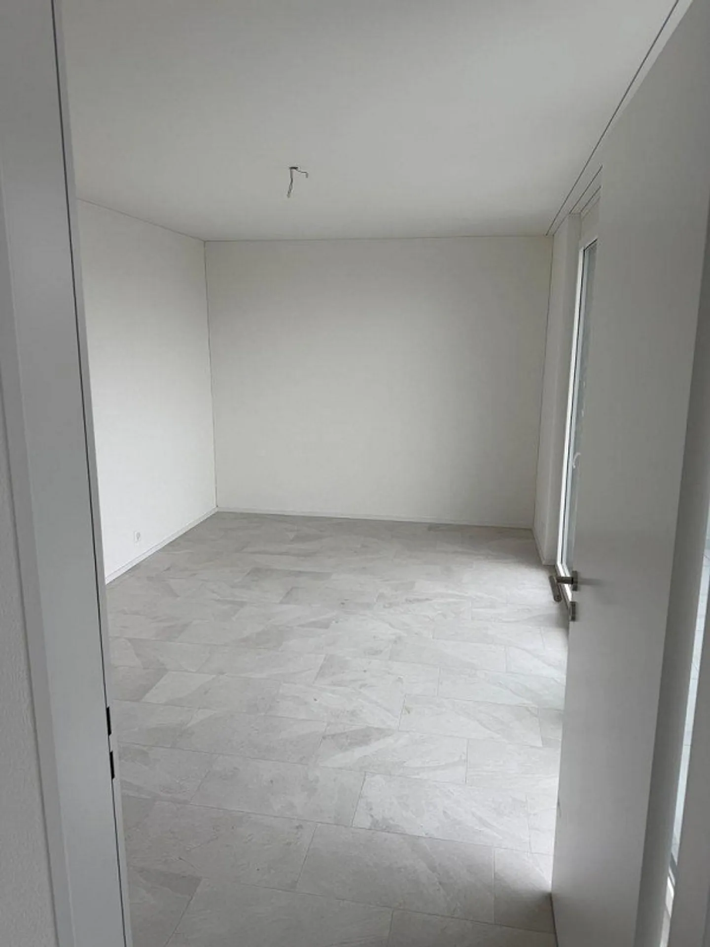 First occupancy 2026 - Exclusive 3.5-room penthouse apartment with two terraces - Photo 8 of 10